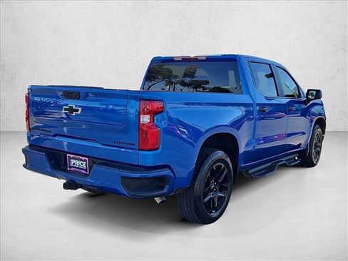 Used 2024 Chevrolet Silverado 1500 Custom w/ LPO, Dark Essentials Package RWD image 5