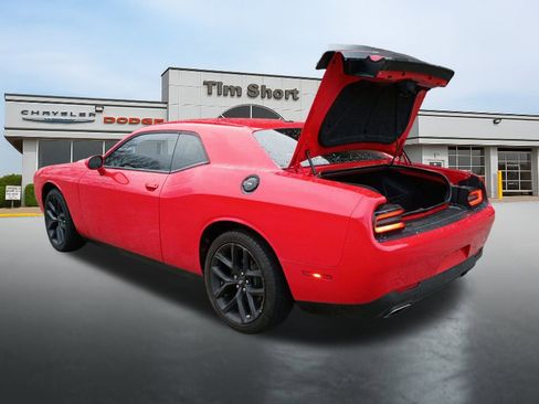 Used 2021 Dodge Challenger SXT w/ Blacktop Package image 13