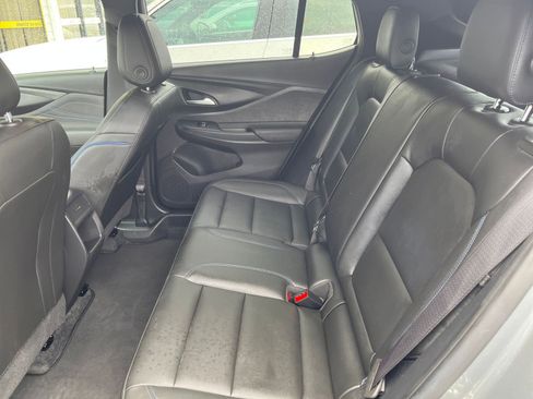 Used 2025 Buick Envista Sport Touring image 25