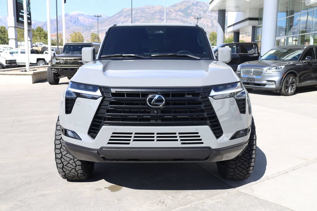 Used 2026 Lexus GX 550 w/ Accessory Package (2T) AWD/4WD image 9