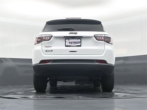 New 2026 Jeep Compass Latitude image 41