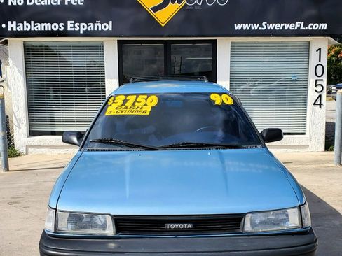 Used 1990 Toyota Corolla Deluxe image 3
