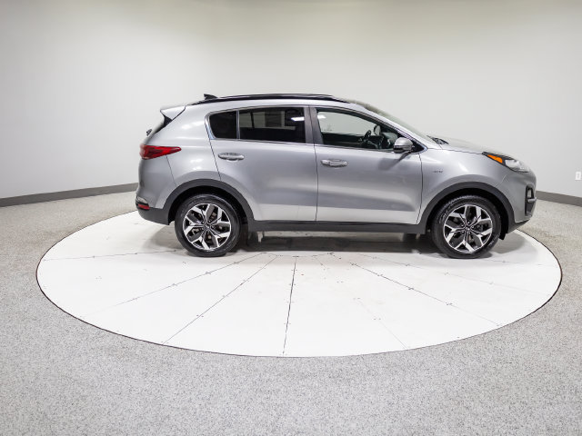 Used 2020 Kia Sportage EX w/ Option Group 15 AWD/4WD image 8