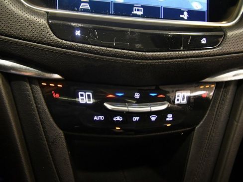 Used 2022 Cadillac XT5 Premium Luxury image 26