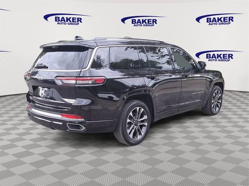Used 2022 Jeep Grand Cherokee L Overland w/ Luxury Tech Group IV image 3