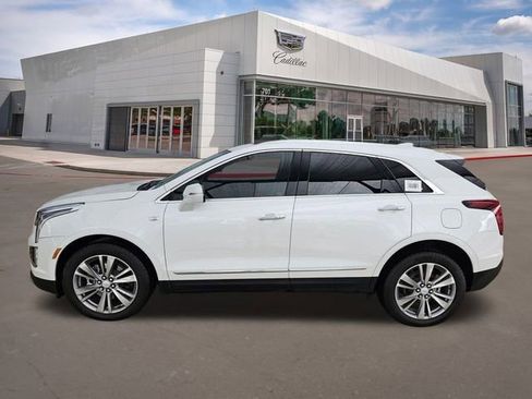New 2025 Cadillac XT5 Premium Luxury image 3