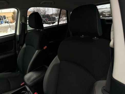 Used 2016 Subaru Crosstrek 2.0i Premium image 8