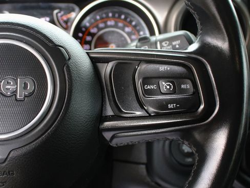 Used 2018 Jeep Wrangler Unlimited Sport S image 26