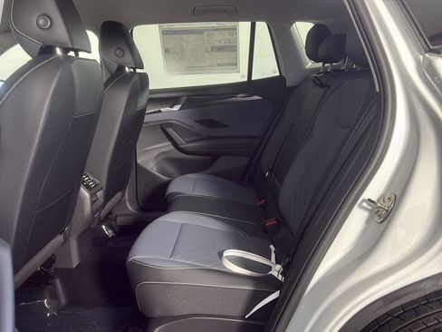 New 2026 Volkswagen Tiguan SE AWD/4WD image 4