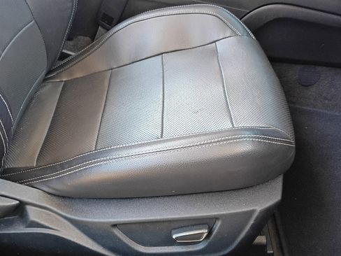 Used 2018 Ford Mustang GT Premium RWD image 16