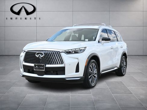 Certified 2026 INFINITI QX60 Luxe w/ Cargo Package FWD image 1