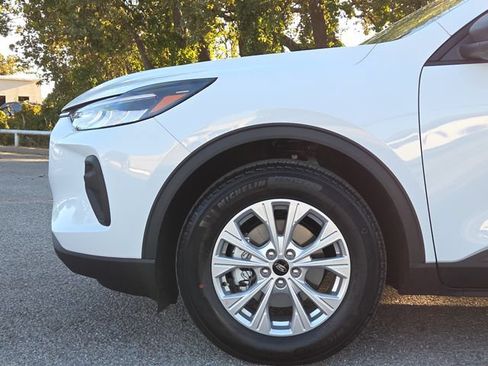 New 2026 Ford Escape Active FWD image 5