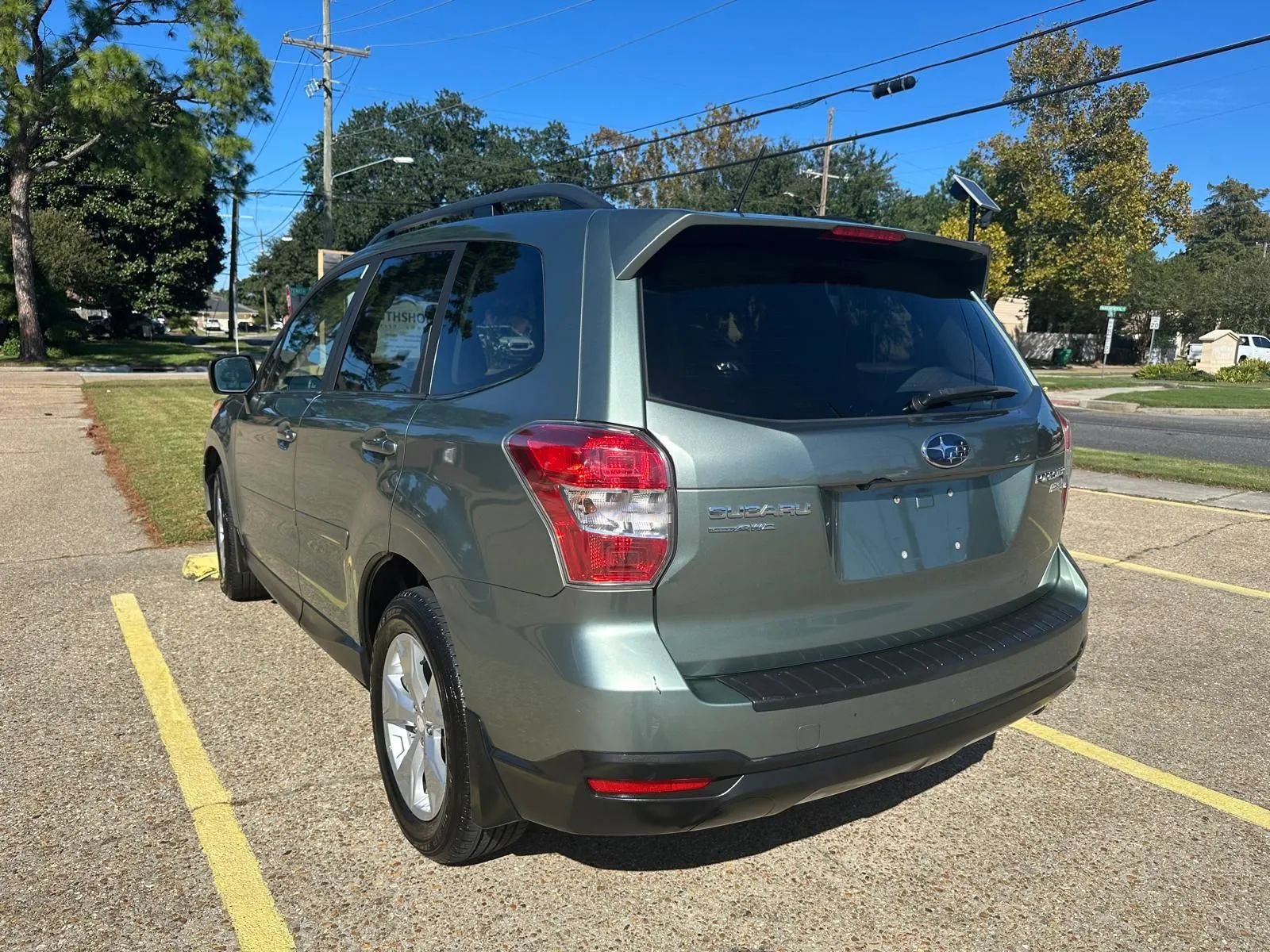 Used 2014 Subaru Forester 2.5i Limited AWD/4WD image 5