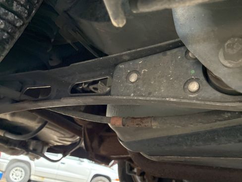 Used 2005 Ford Mustang Deluxe image 24