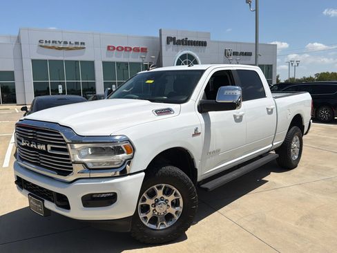 Used 2024 RAM 2500 Laramie w/ Safety Group AWD/4WD image 1