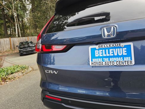 Used 2023 Honda CR-V EX-L image 15