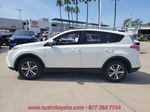 Certified 2017 Toyota RAV4 XLE w/ Plus Special Value Package image 7