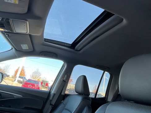 Used 2023 Honda Ridgeline RTL-E image 26