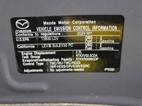 Used 2024 MAZDA MAZDA3 s image 36