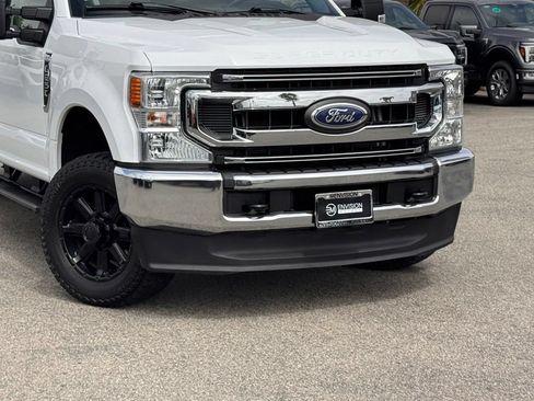 Certified 2022 Ford F250 XLT AWD/4WD image 3