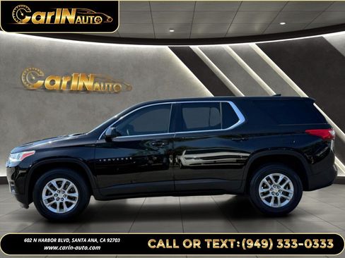 Used 2018 Chevrolet Traverse LS w/ LPO, Floor Liner Package FWD image 8