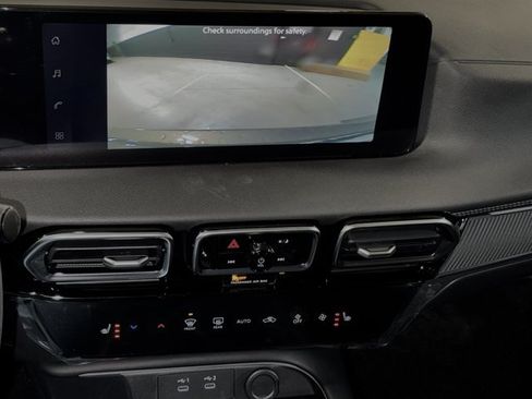 New 2026 Nissan Sentra SV w/ SV Convenience Package FWD image 21