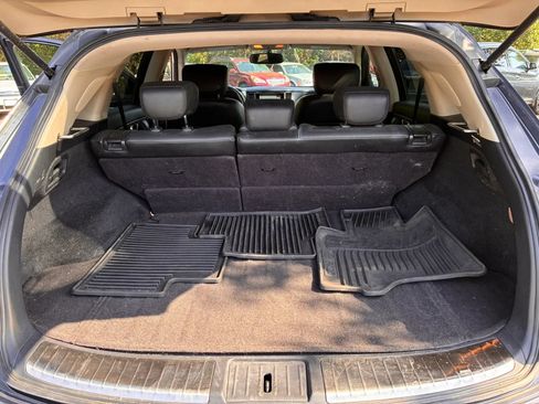 Used 2011 INFINITI FX35 AWD w/ Premium Pkg image 36