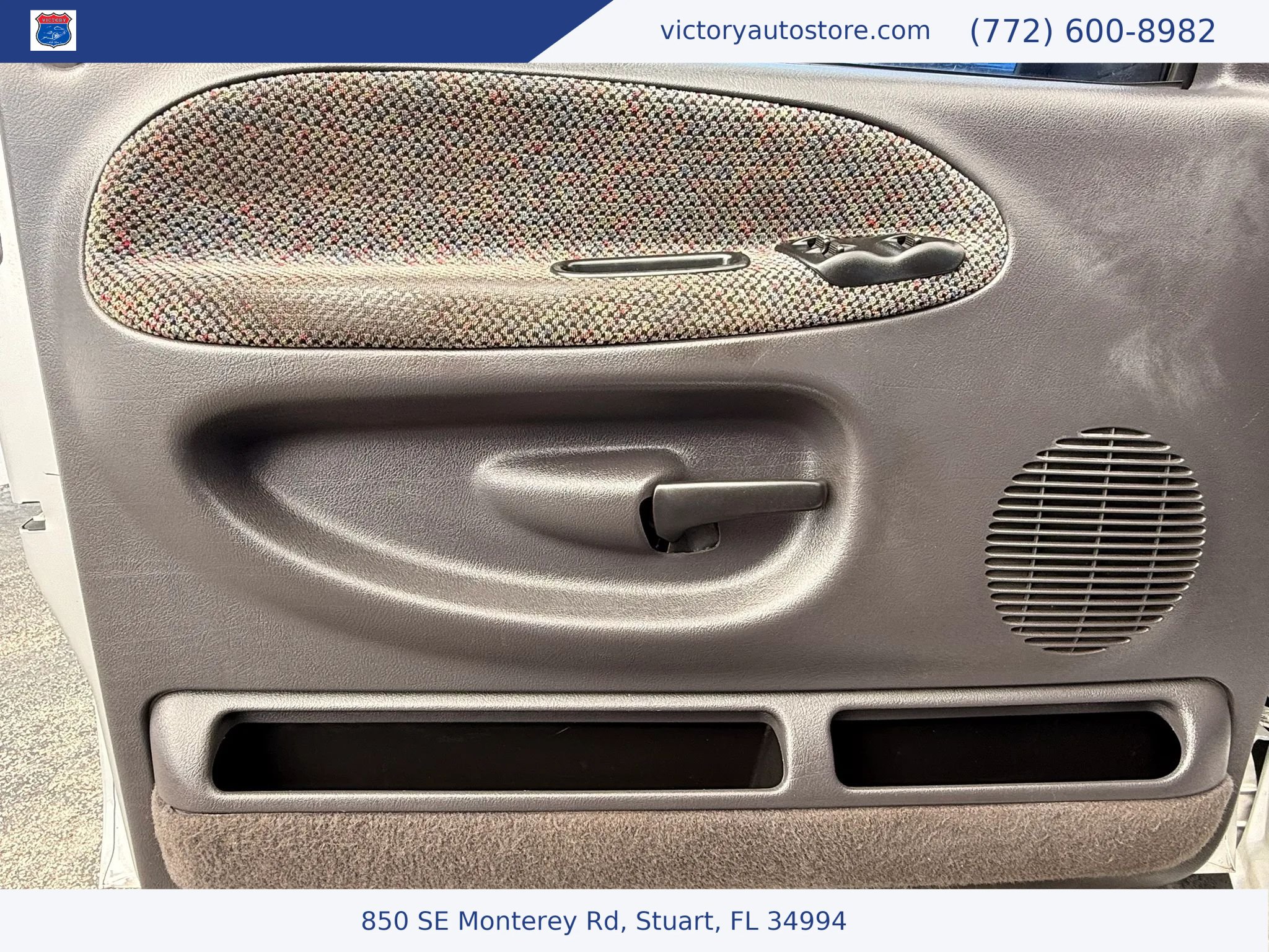Used 2001 Dodge Ram 2500 Truck 2WD Quad Cab image 12