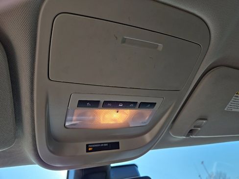 Used 2021 Chevrolet Colorado LT w/ Safety Package image 29