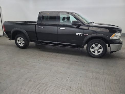 Used 2017 RAM 1500 Classic SLT image 11
