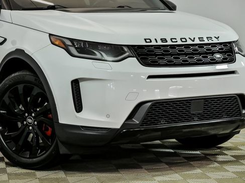 Used 2023 Land Rover Discovery Sport SE AWD/4WD image 2