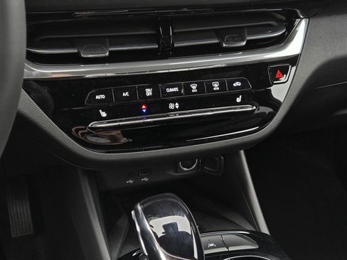 New 2026 Buick Envista Sport Touring FWD image 12
