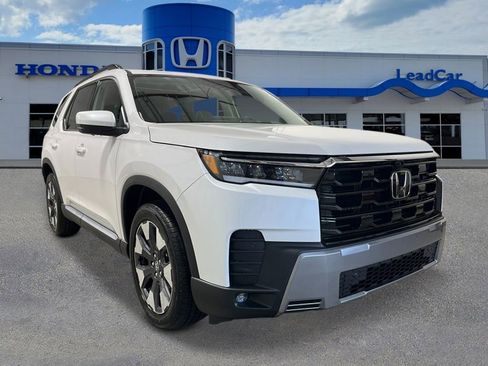 New 2026 Honda Pilot Touring image 9
