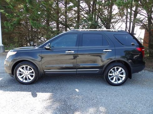 Used 2011 Ford Explorer Limited w/ 301A Rapid Spec Order Code AWD/4WD image 2