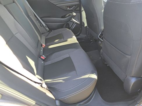 Certified 2025 Subaru Outback Premium w/ Popular Package #1A image 16