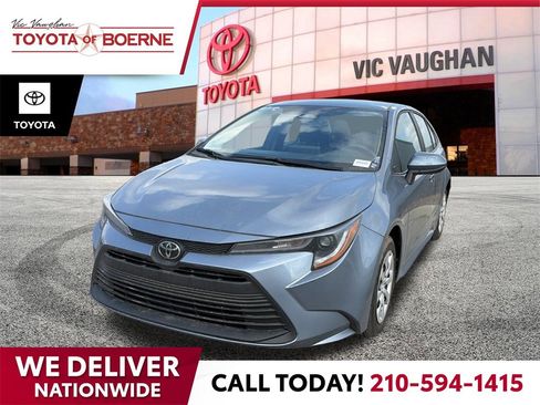 Certified 2025 Toyota Corolla LE image 1