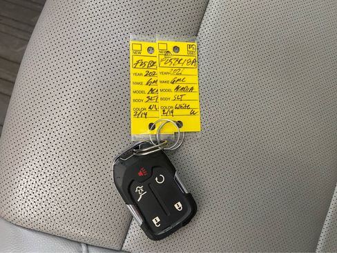 Used 2021 GMC Acadia SLT image 41