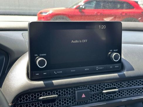 Certified 2025 Honda HR-V Sport image 23
