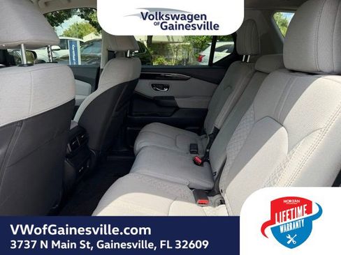 Used 2023 Honda Pilot LX image 13
