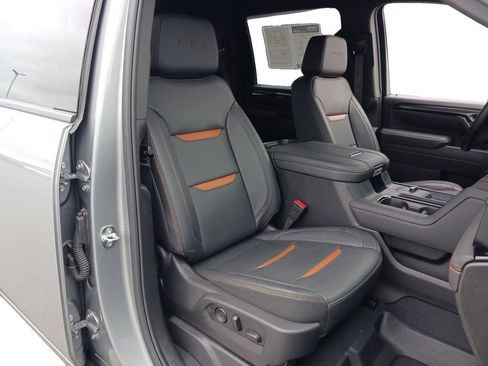 Used 2025 GMC Sierra 2500 AT4 AWD/4WD image 27