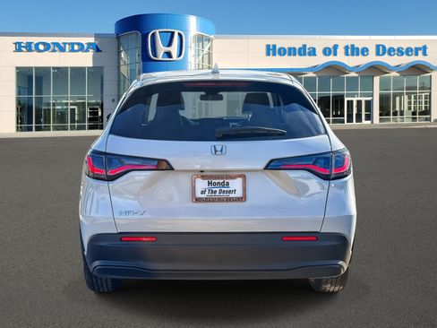 New 2027 Honda HR-V LX image 6