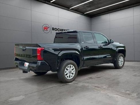 Certified 2025 Toyota Tacoma SR5 AWD/4WD image 94