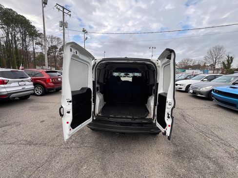 Used 2019 RAM ProMaster City Tradesman image 17
