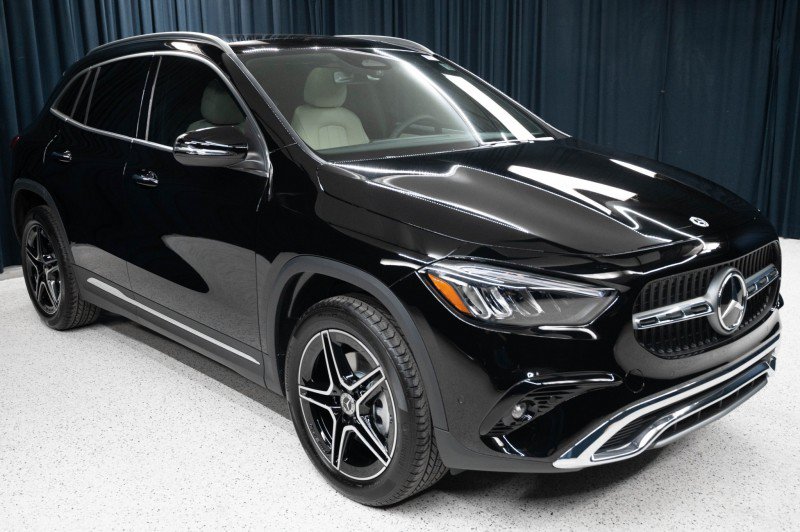 New 2026 Mercedes-Benz GLA 250 4MATIC image 3