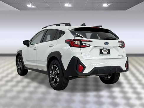 Used 2025 Subaru Crosstrek 2.5i Premium AWD/4WD image 3
