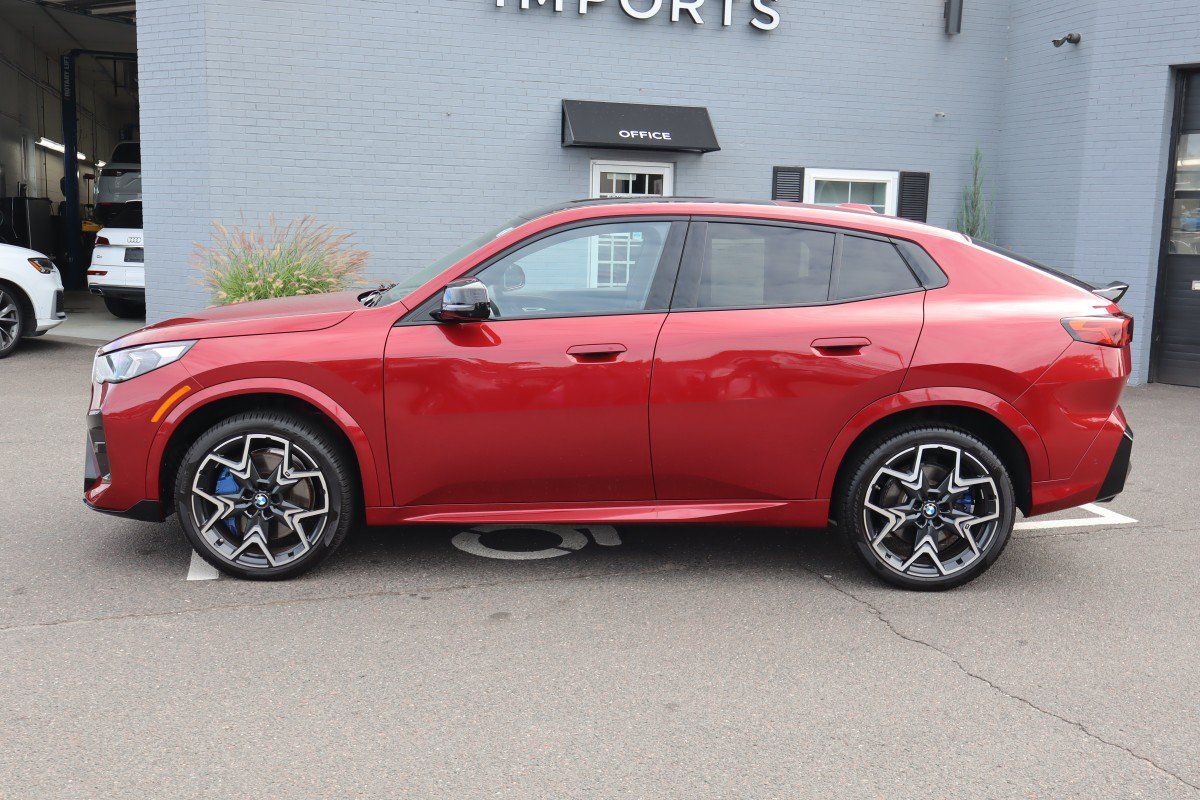 Used 2026 BMW X2 M35i AWD/4WD image 9