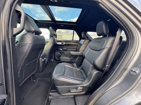 Used 2021 Ford Explorer ST w/ Equipment Group 401A image 21