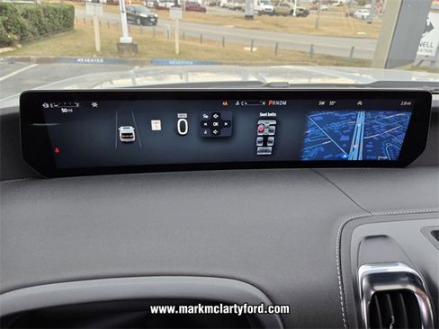 New 2025 Ford Expedition Platinum w/ Stealth Performance Package image 21