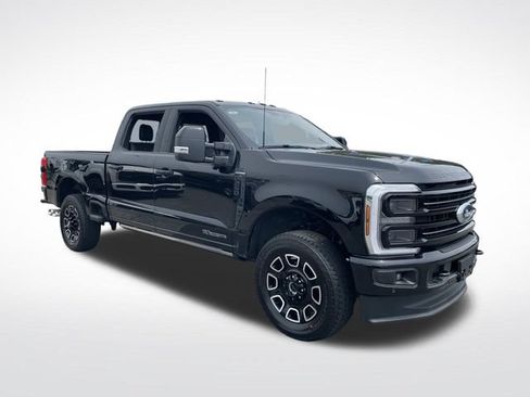 Used 2026 Ford F250 Platinum AWD/4WD image 7