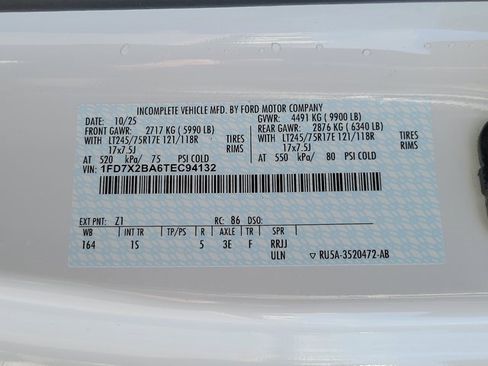 New 2026 Ford F250 XL w/ XL Chrome Package image 15